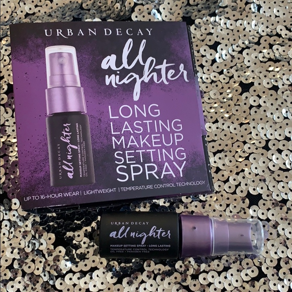 🎉5/25🎉 URBAN DECAY Makeup setting spray